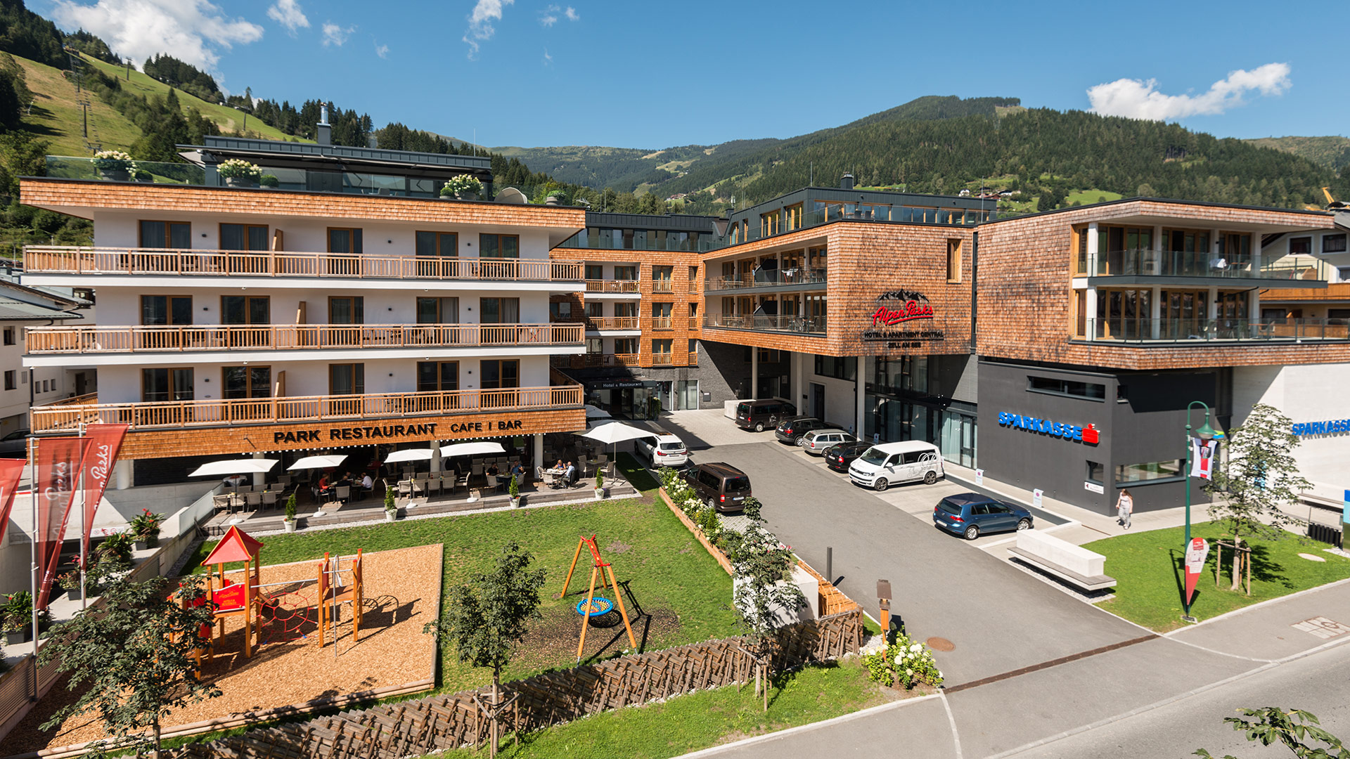 AlpenParks Hotel und Apartment Central in Zell am See
